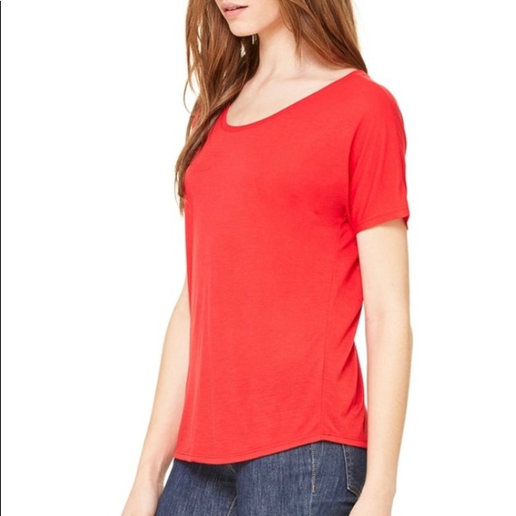 NWT XOXO Off the Shoulder T-shirt - Picture 3 of 4